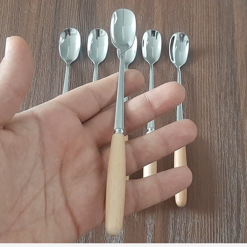 قاشق دسرخوری دسته بامبو